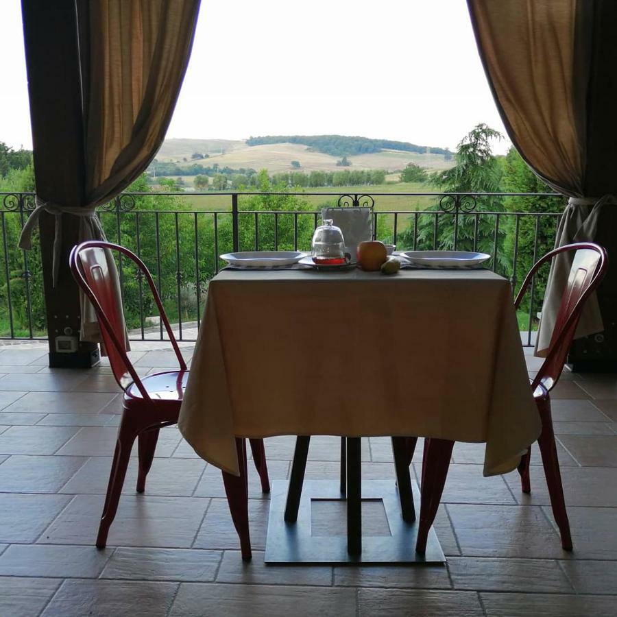 Il Casale Della Gioia Bed and Breakfast Melfi Exteriör bild